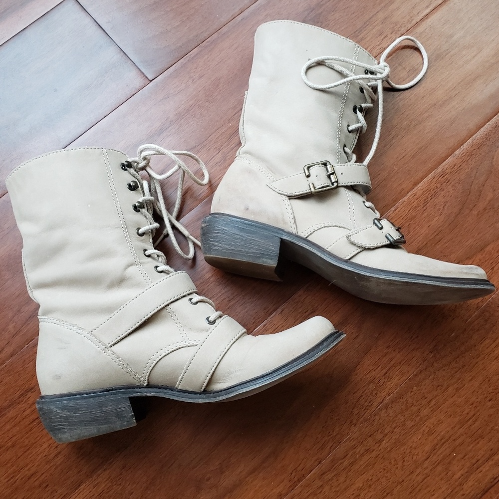 Trouve lace up boots size 7